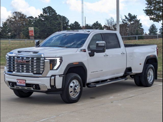 2025 GMC Sierra 3500HD Denali