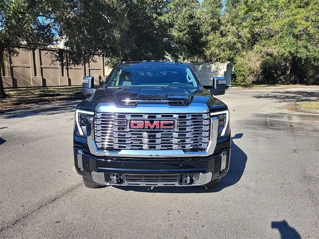 2025 GMC Sierra 3500HD Denali