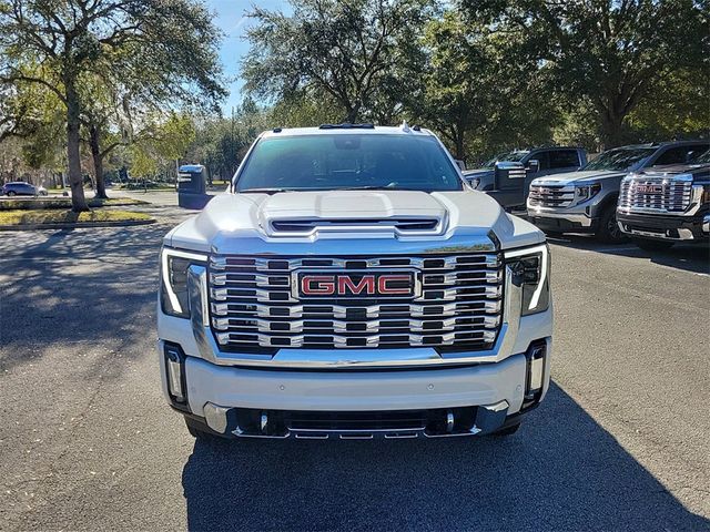 2025 GMC Sierra 3500HD Denali