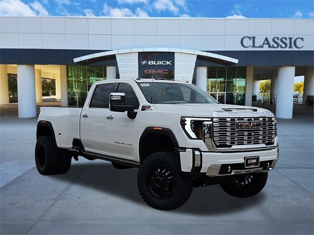 2025 GMC Sierra 3500HD Denali