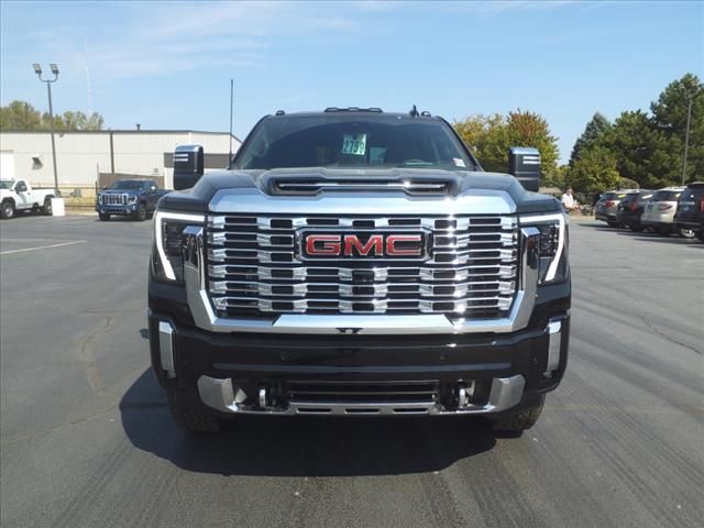 2025 GMC Sierra 3500HD Denali