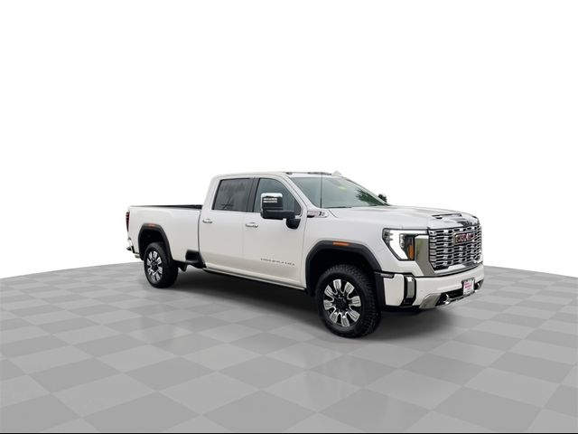 2025 GMC Sierra 3500HD Denali