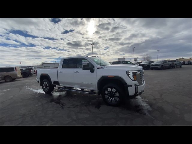 2025 GMC Sierra 3500HD Denali