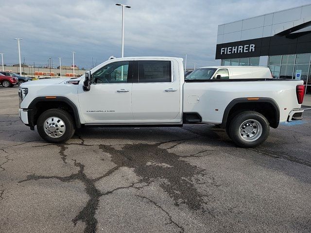 2025 GMC Sierra 3500HD Denali