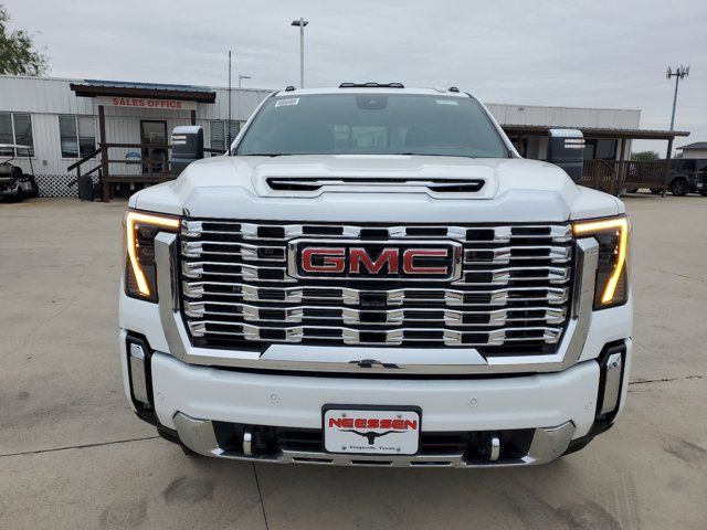 2025 GMC Sierra 3500HD Denali