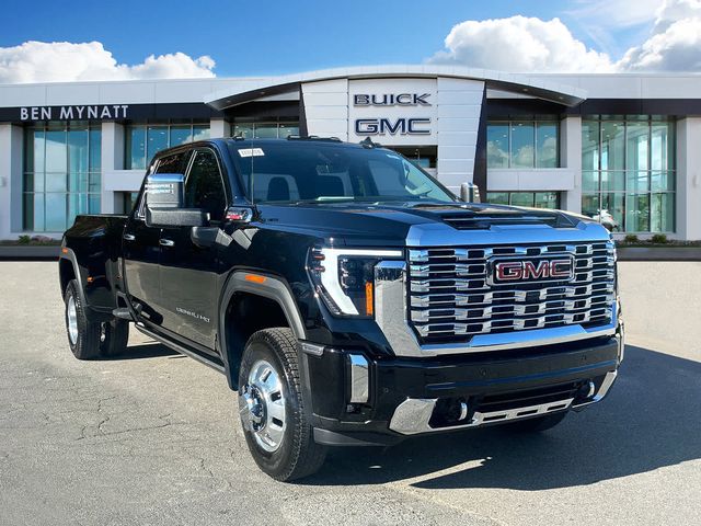 2025 GMC Sierra 3500HD Denali