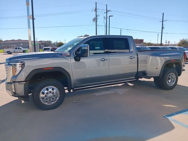 2025 GMC Sierra 3500HD Denali