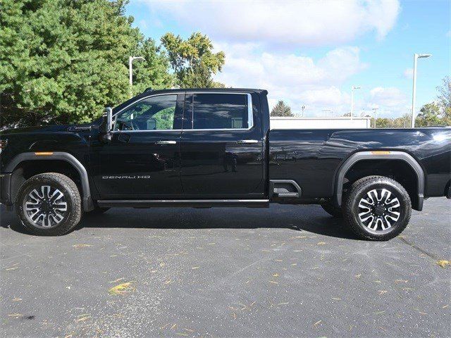 2025 GMC Sierra 3500HD Denali Ultimate