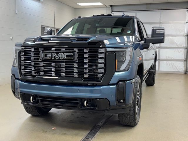 2025 GMC Sierra 3500HD Denali Ultimate