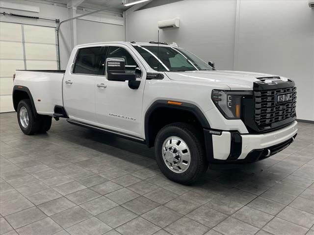 2025 GMC Sierra 3500HD Denali Ultimate