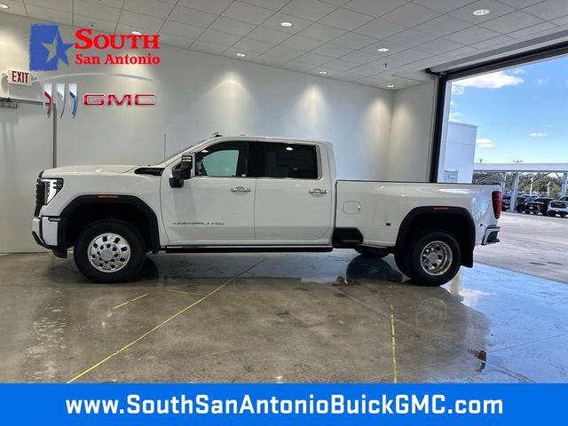 2025 GMC Sierra 3500HD Denali Ultimate