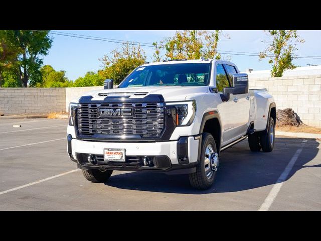 2025 GMC Sierra 3500HD Denali Ultimate