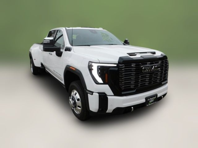 2025 GMC Sierra 3500HD Denali Ultimate