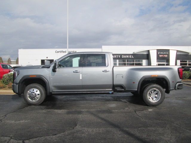 2025 GMC Sierra 3500HD Denali Ultimate