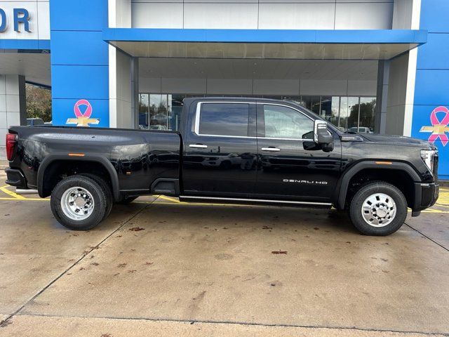 2025 GMC Sierra 3500HD Denali Ultimate