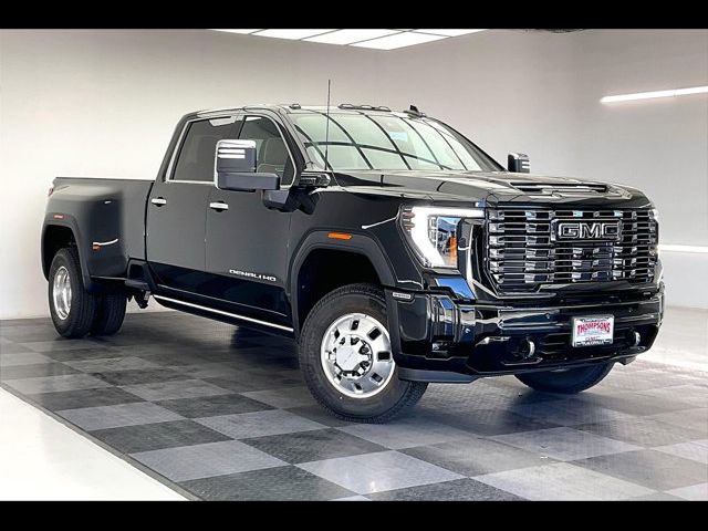 2025 GMC Sierra 3500HD Denali Ultimate