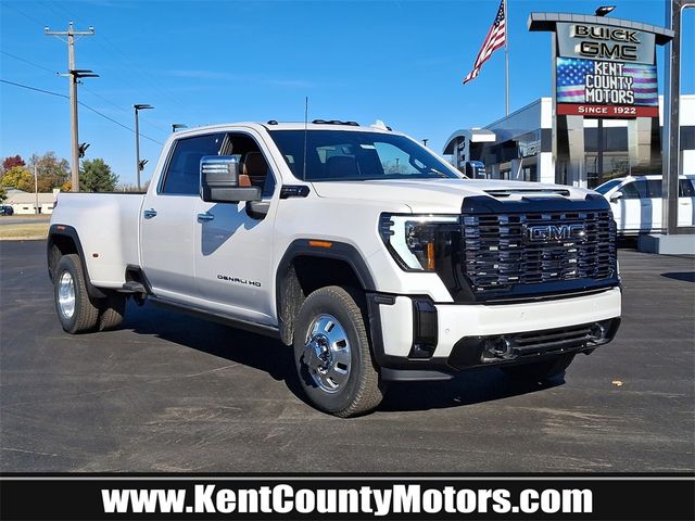 2025 GMC Sierra 3500HD Denali Ultimate