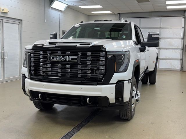 2025 GMC Sierra 3500HD Denali Ultimate