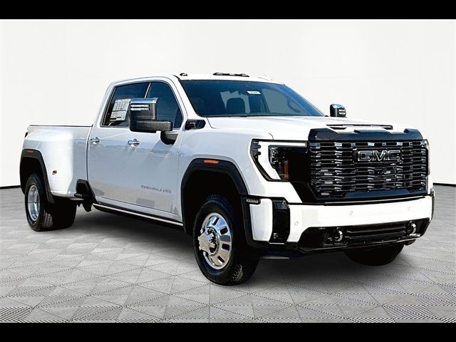 2025 GMC Sierra 3500HD Denali Ultimate