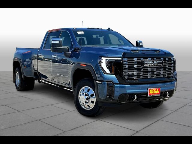 2025 GMC Sierra 3500HD Denali Ultimate