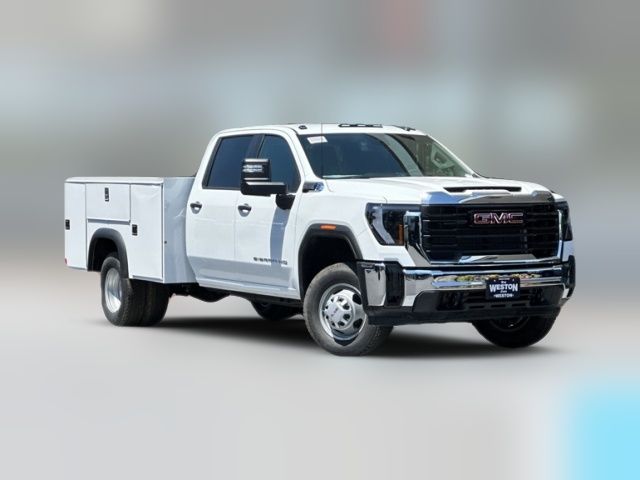 2025 GMC Sierra 3500HD Pro