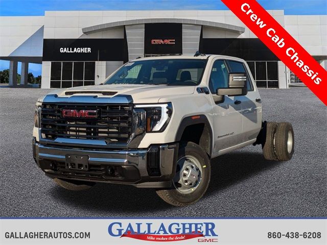 2025 GMC Sierra 3500HD Pro