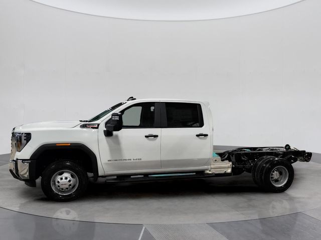 2025 GMC Sierra 3500HD Pro