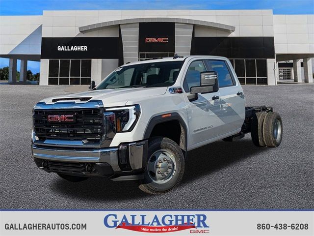 2025 GMC Sierra 3500HD Pro