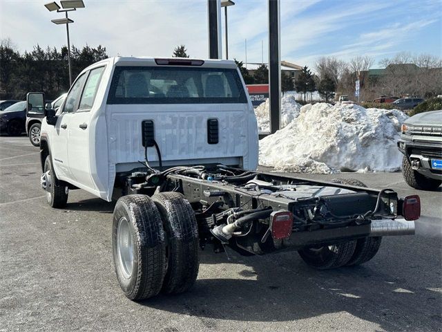 2025 GMC Sierra 3500HD Pro