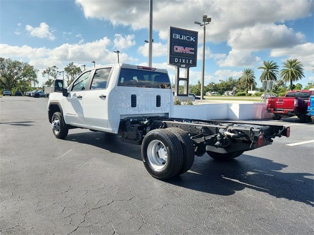 2025 GMC Sierra 3500HD Pro