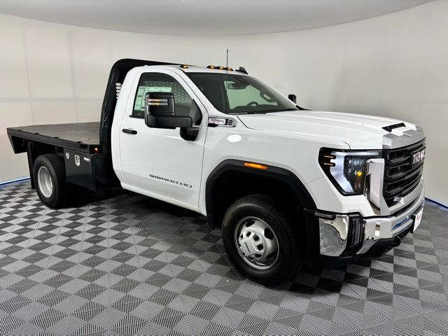 2025 GMC Sierra 3500HD Pro