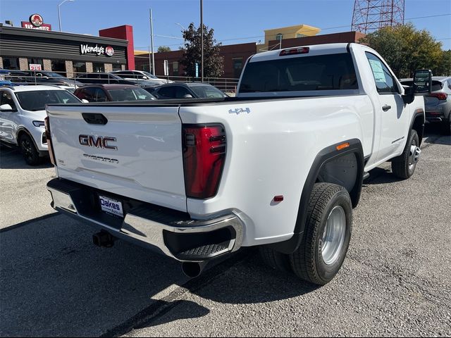 2025 GMC Sierra 3500HD Pro