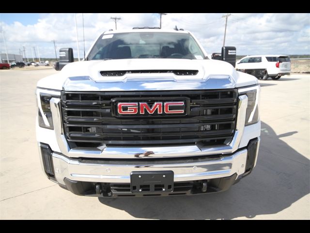 2025 GMC Sierra 3500HD Pro