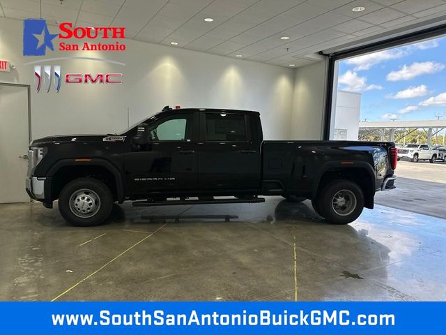 2025 GMC Sierra 3500HD Pro