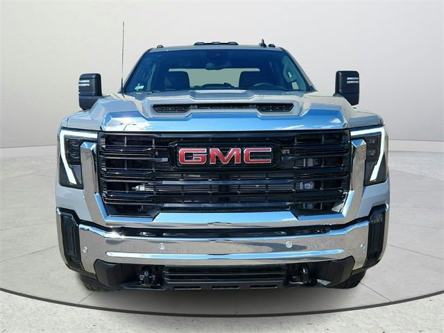 2025 GMC Sierra 3500HD Pro