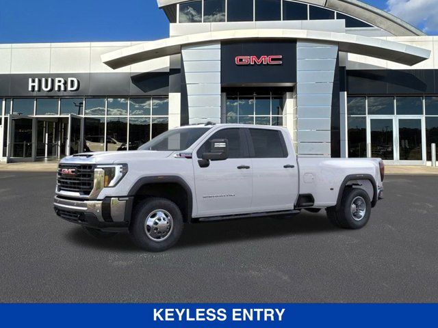 2025 GMC Sierra 3500HD Pro