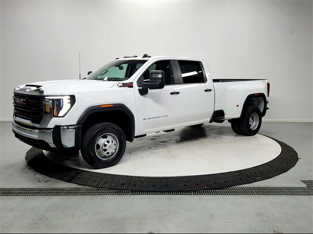 2025 GMC Sierra 3500HD Pro