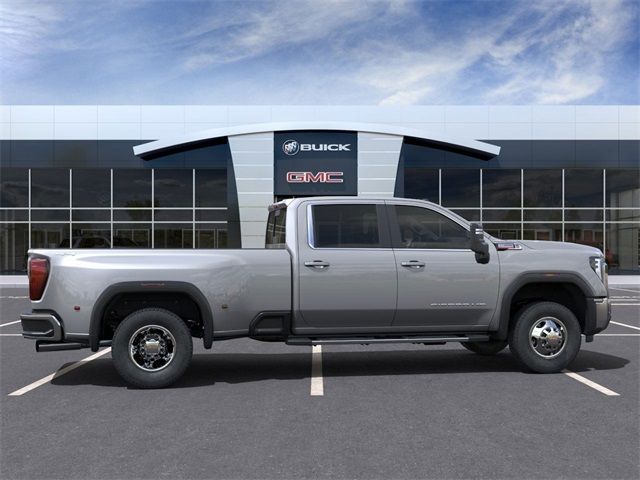 2025 GMC Sierra 3500HD SLE