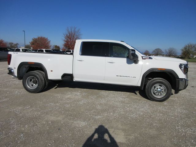 2025 GMC Sierra 3500HD SLE