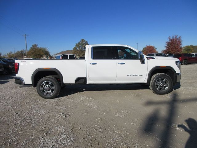 2025 GMC Sierra 3500HD SLT