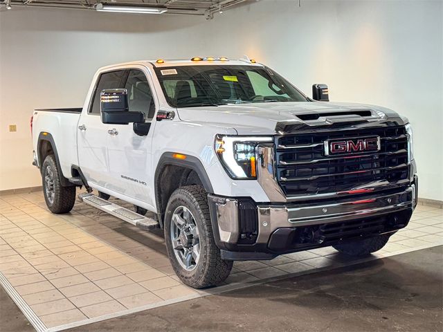 2025 GMC Sierra 3500HD SLT