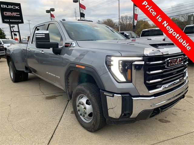 2025 GMC Sierra 3500HD SLT