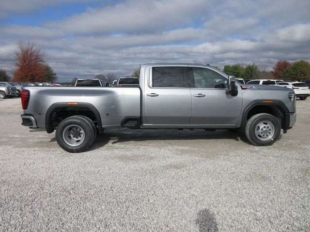 2025 GMC Sierra 3500HD SLT