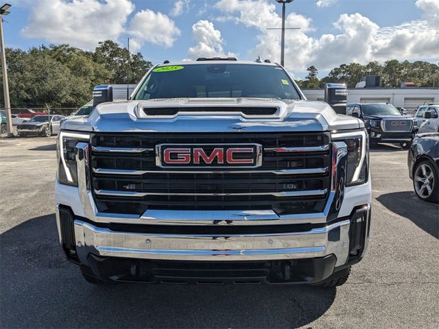 2025 GMC Sierra 3500HD SLT