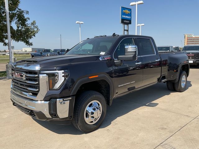 2025 GMC Sierra 3500HD SLT