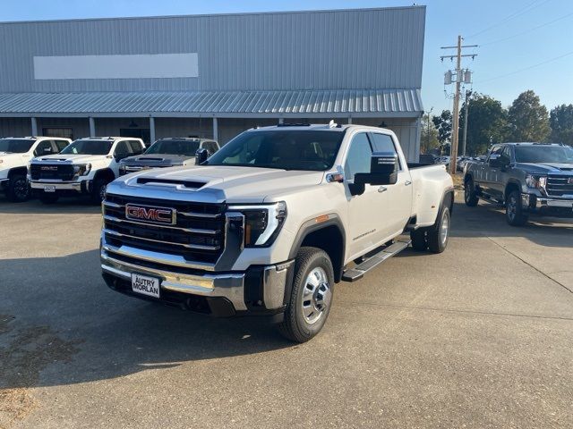 2025 GMC Sierra 3500HD SLT