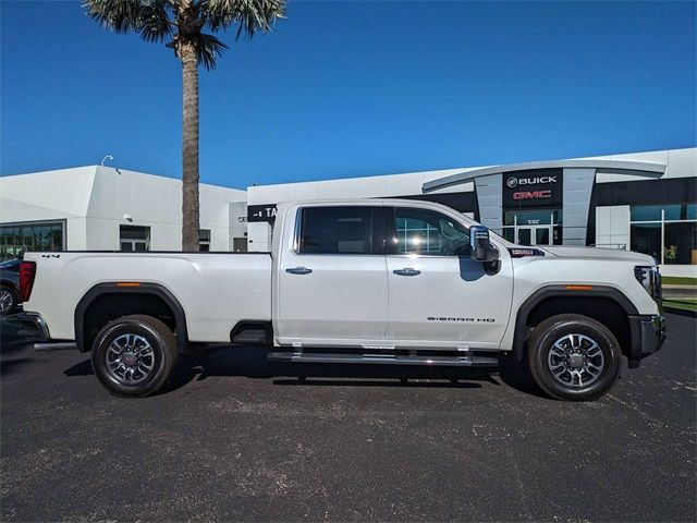 2025 GMC Sierra 3500HD SLT