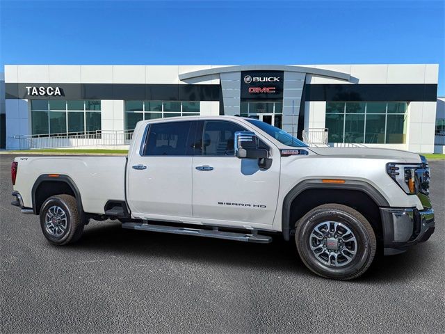 2025 GMC Sierra 3500HD SLT