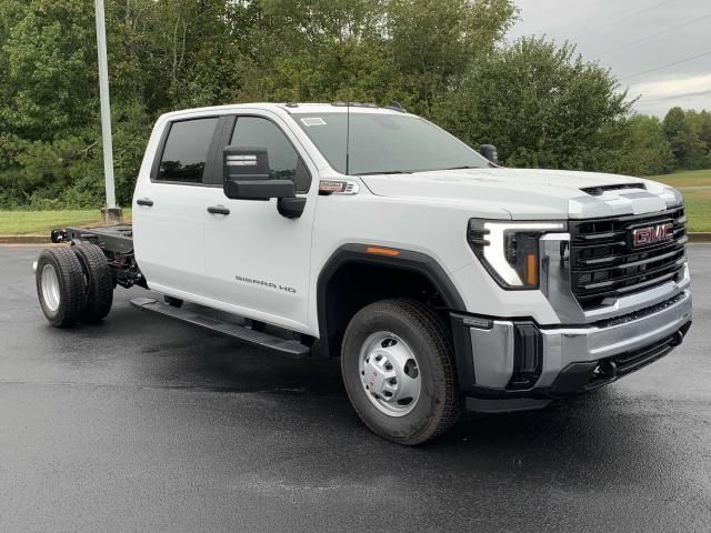 2025 GMC Sierra 3500HD Pro