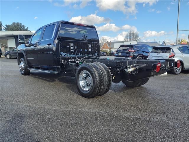 2025 GMC Sierra 3500HD SLE